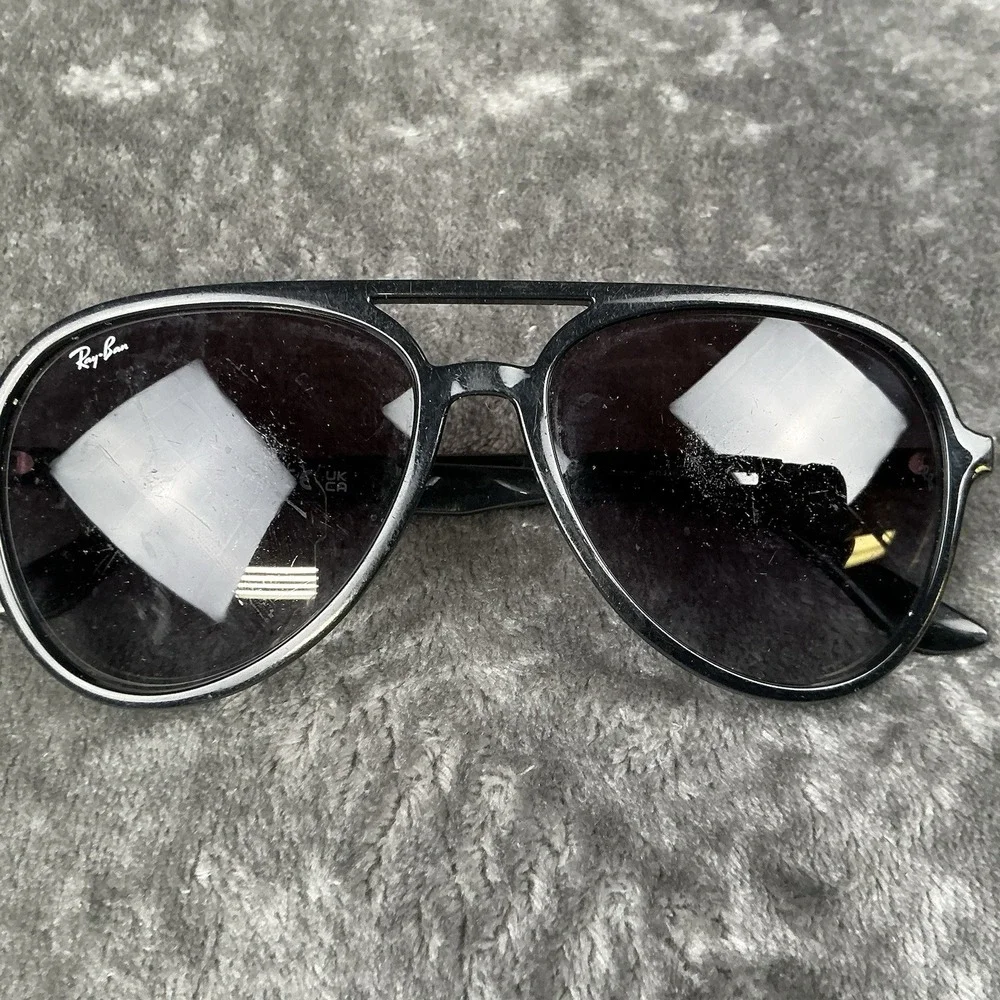 RAY-BAN RB4376 601/8G 57D16 145 3N Sunglasses Black Authentic